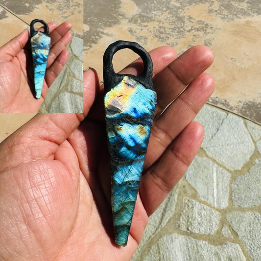 LABRADORITE POINT | Protection, Discovery, Expansion