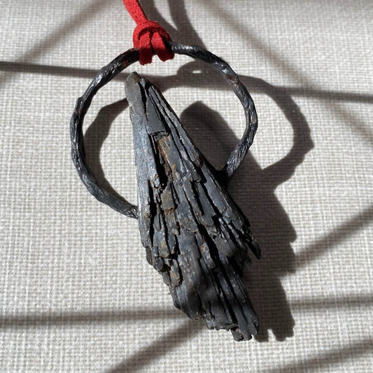 BLACK KYANITE | Protection, Strength, Immovable